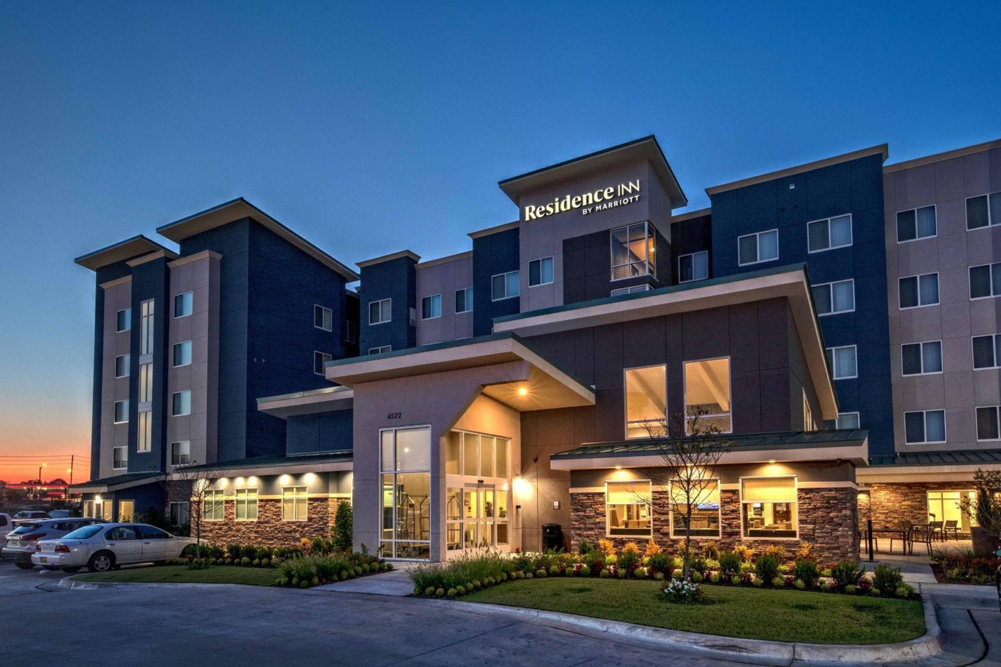 Residence Inn By Marriott Tulsa Midtown Exteriér fotografie